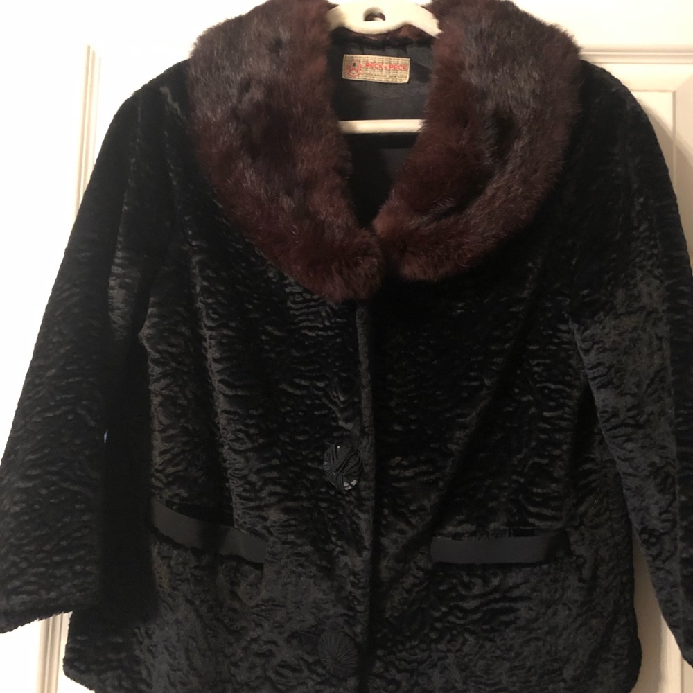 Peck & Peck Persian Lamb Vintage Coat! - Picture 7 of 15